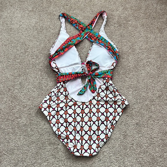 Trina Turk Venice Beach Plunging Neckline One Piece Swimsuit Size 8 - Picture 5 of 11